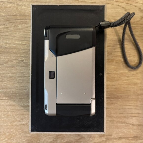 Contax T2 35mm Camera, Silver - With Case, Display Case and Strap - EX+ - Picture 3 of 11